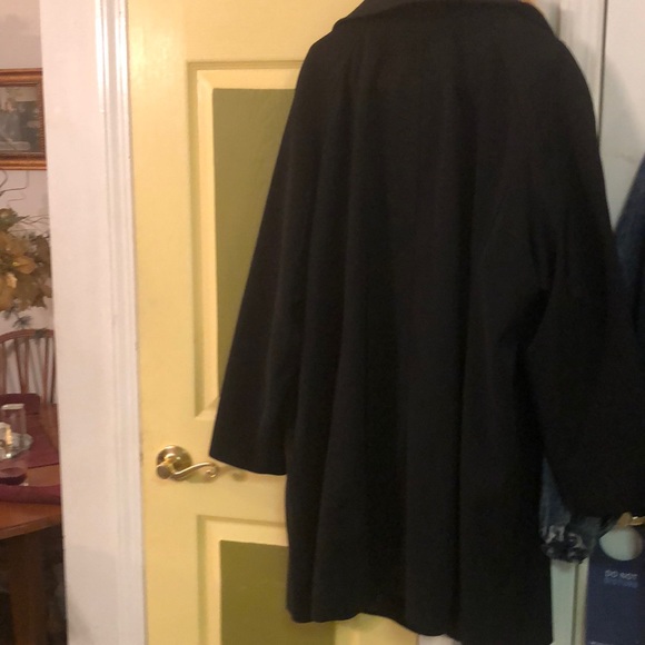 Coat - Picture 3 of 5